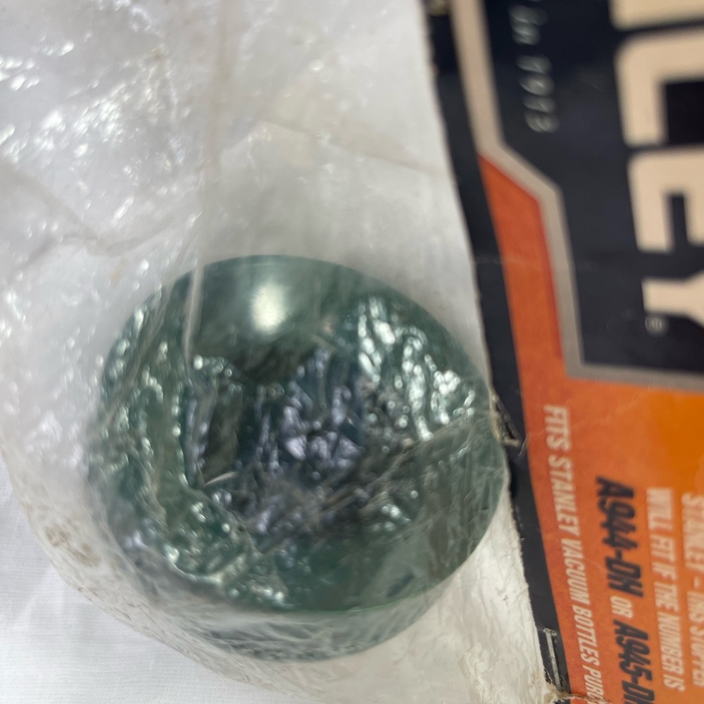 Stanley Green Replacement Stopper for Bottles Pre 2002 - Picture 5 of 5